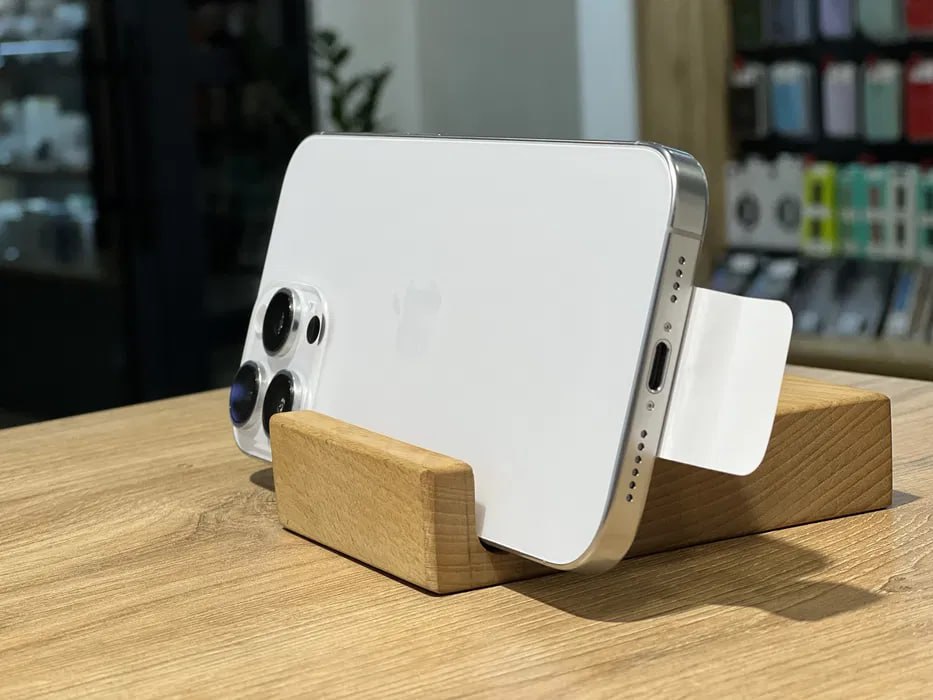 iPhone 16 Pro